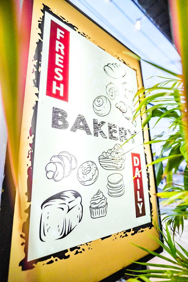 Breakers Hotel Rawai Exteriér fotografie